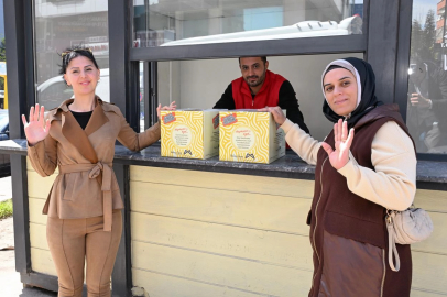 Mersin Büyükşehir’den fenilketonüri hastalarına gıda desteği