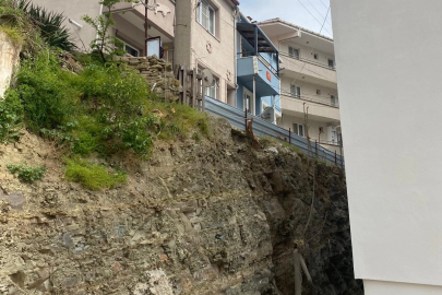 Edirne Keşan'da çökme tehlikesi! Mahalleli tedirgin