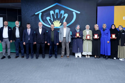 Umre ödüllü “Evlilik ve aile gelişim akademisi” tamamlandı